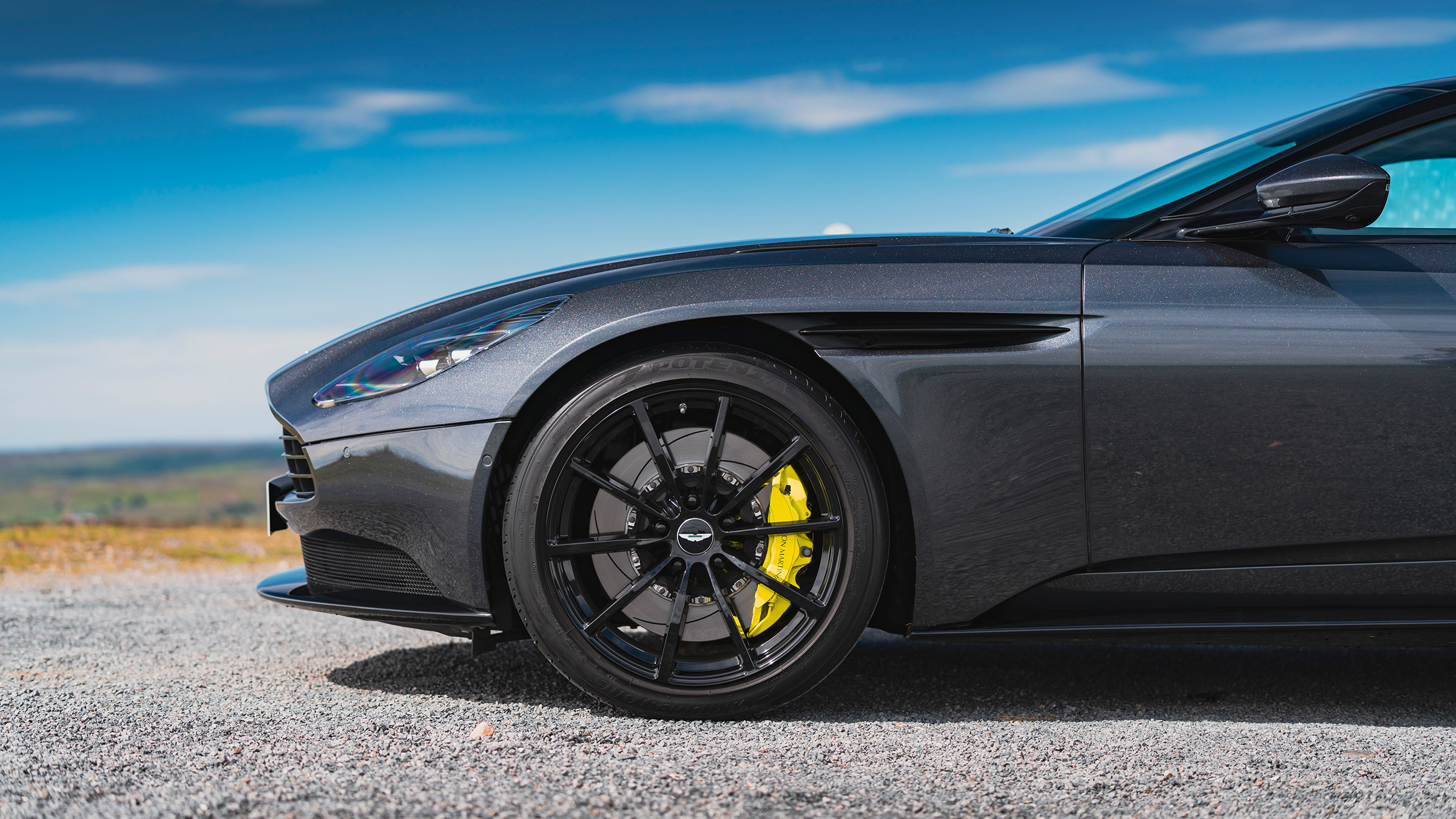 Aston Martin DB11 AMR – wheels