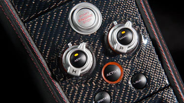 McLaren MP4-12C – dash