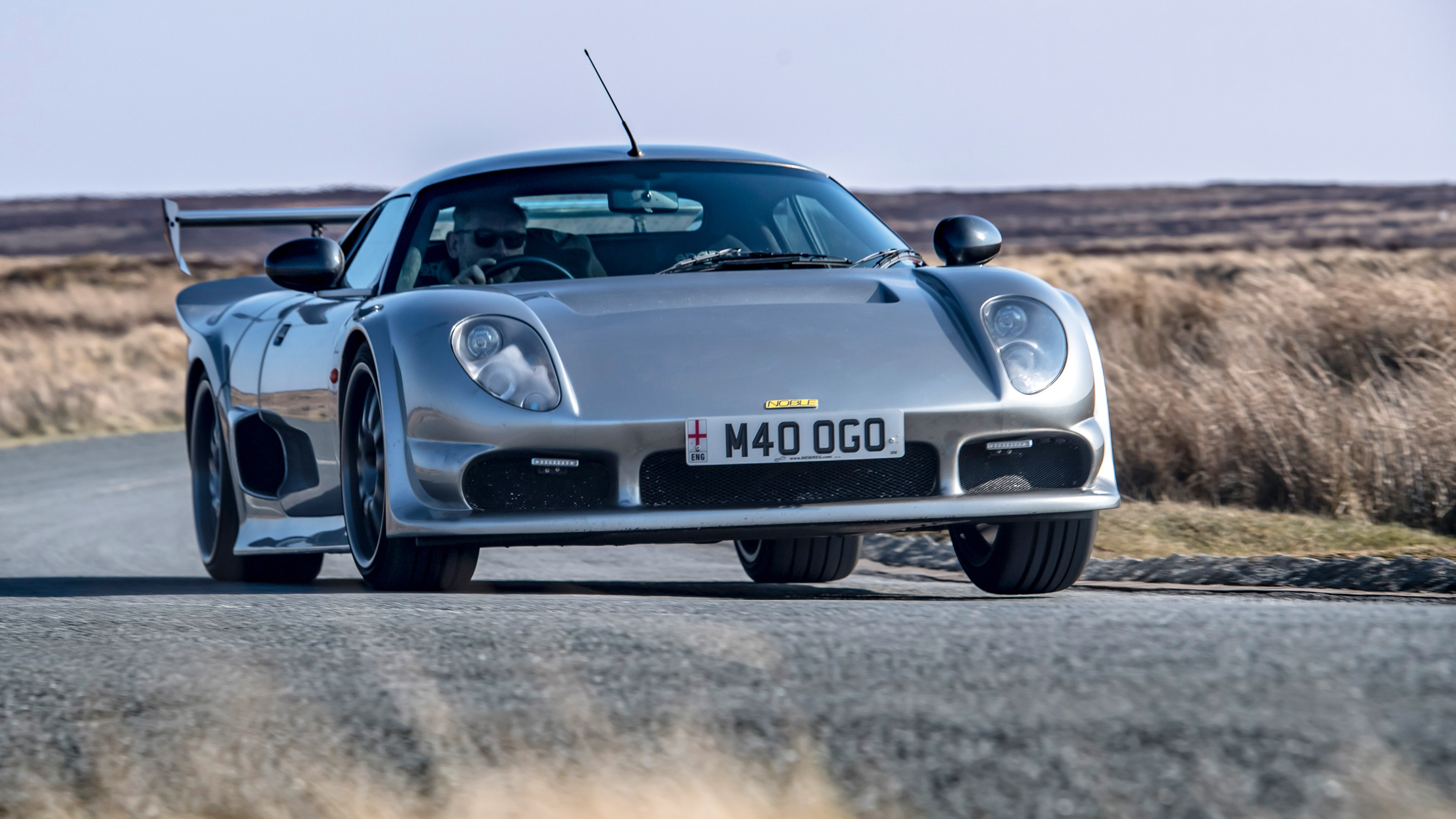 Noble M400
