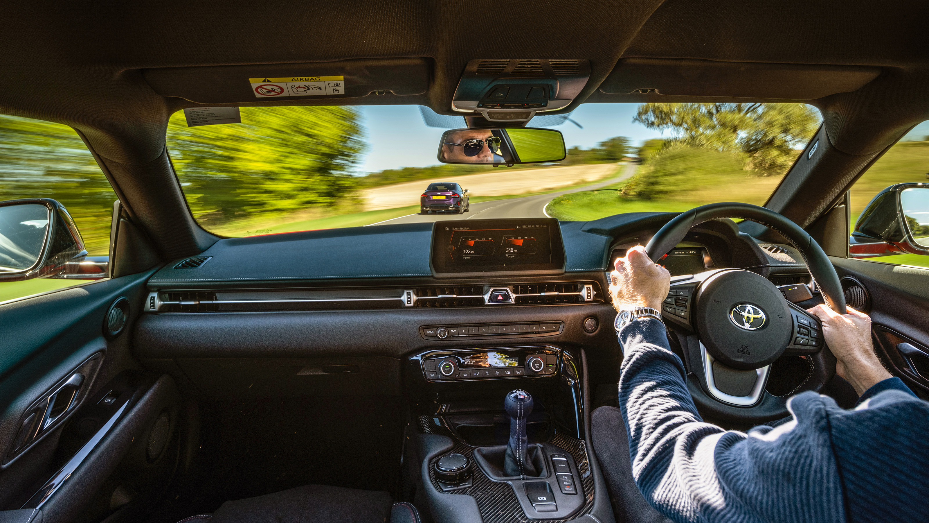 Toyota GR Supra v BMW M240i xDrive