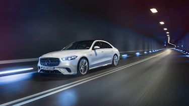 Mercedes-AMG S63 header – tracking