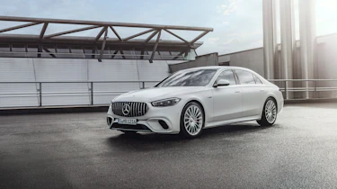 Mercedes-AMG S63 header – quarter