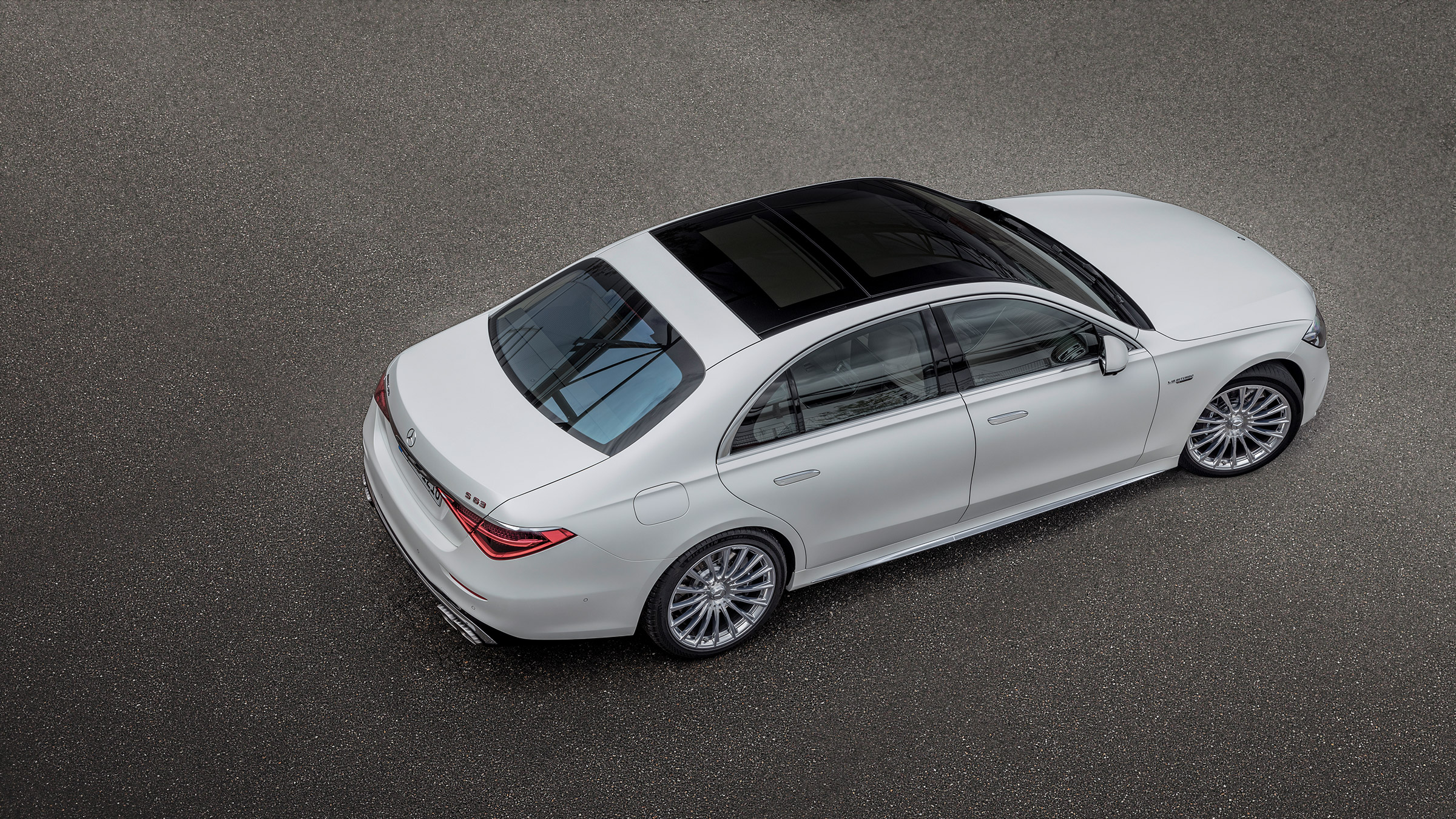 Mercedes-AMG S63 header – roof