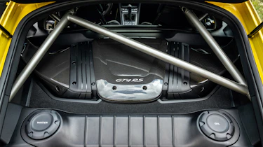 Porsche Cayman GT4 RS v Huracán STO v 458 Speciale v Honda NSX‑R