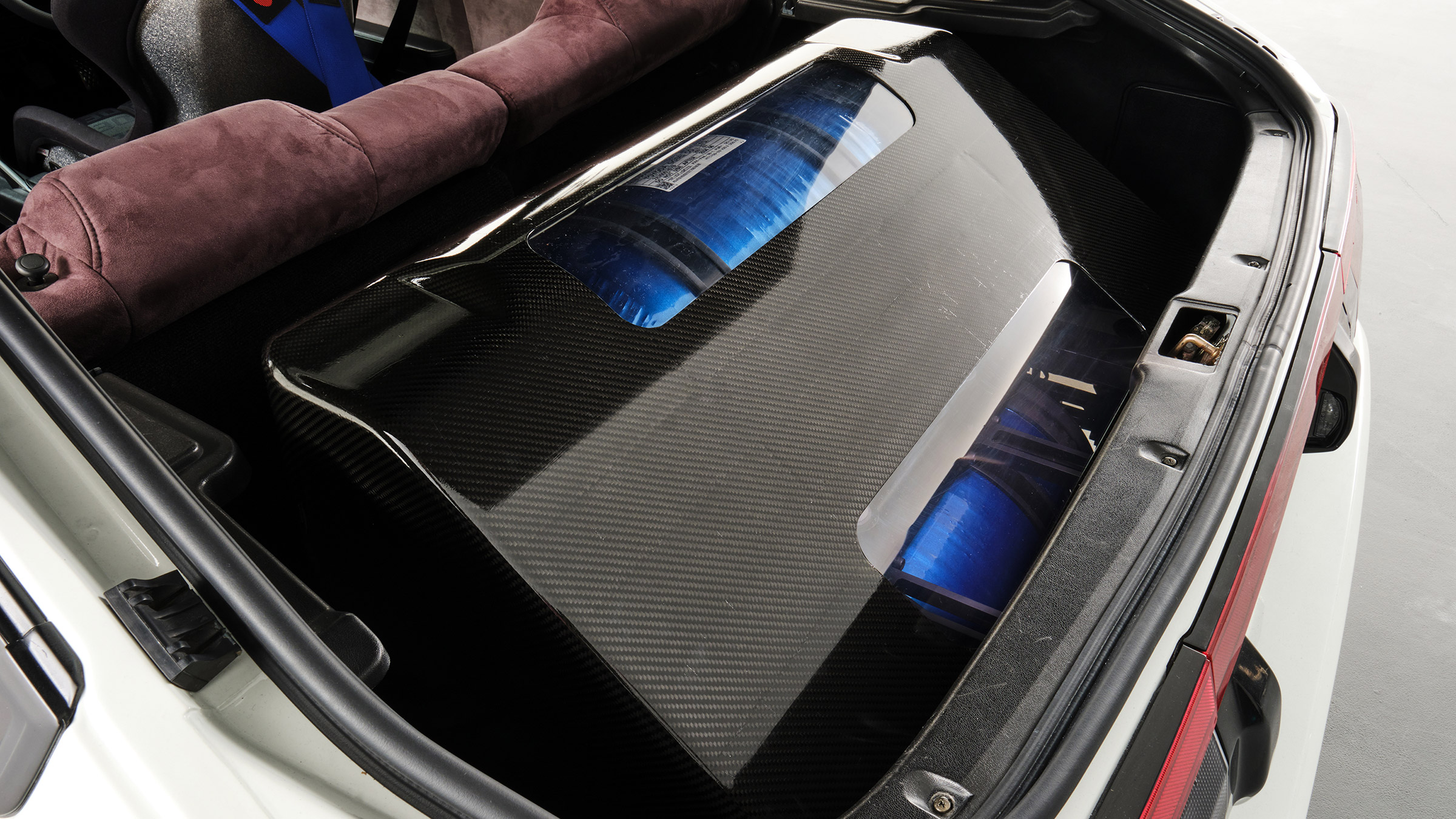 Toyota AE68 H2 Concept – tanks
