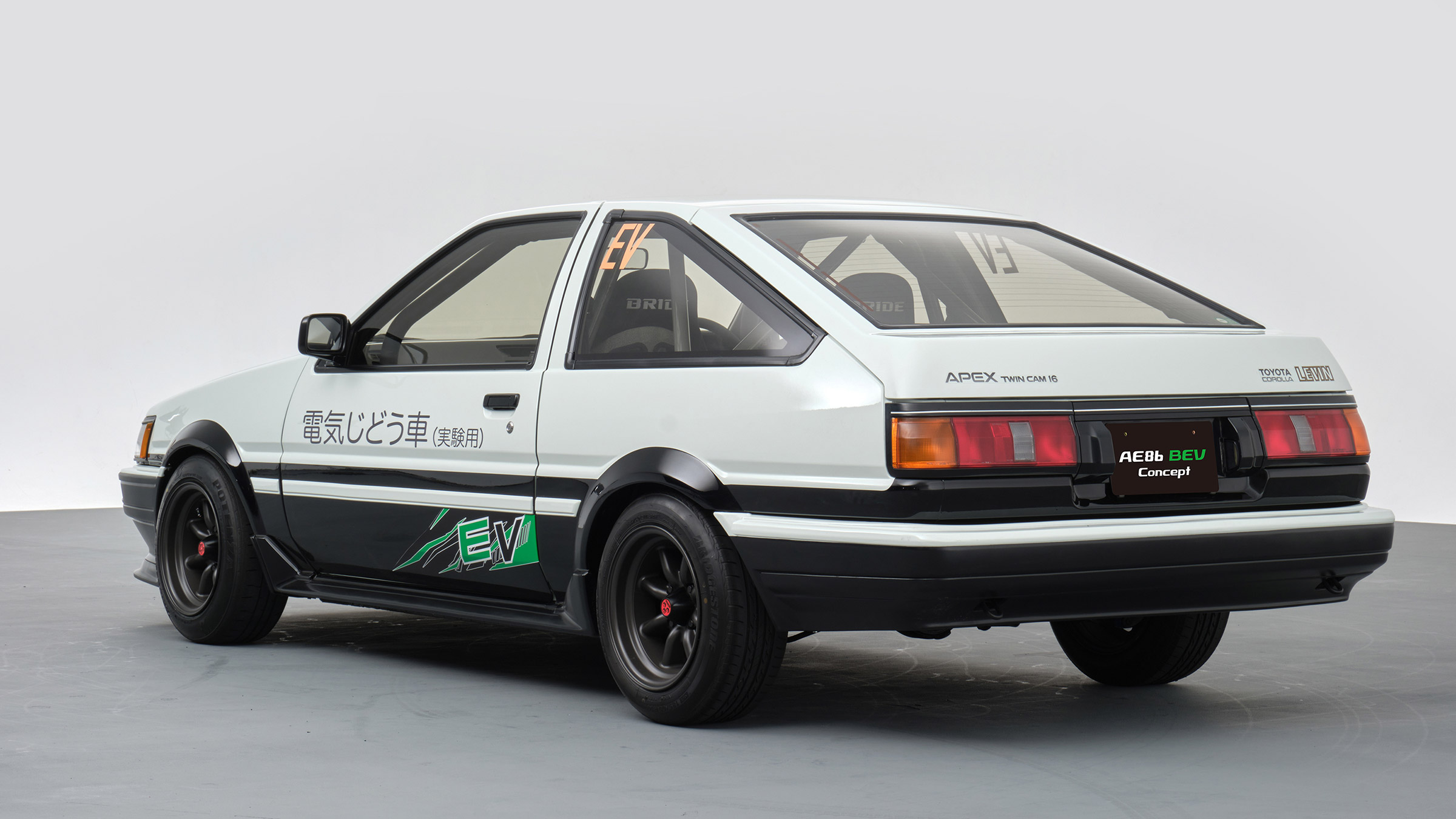 Toyota AE68 BEV Concept – rear quarter