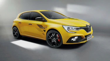 Renault Megane RS Ultime – yellow nose