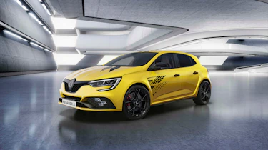 Renault Megane RS Ultime – front quarter