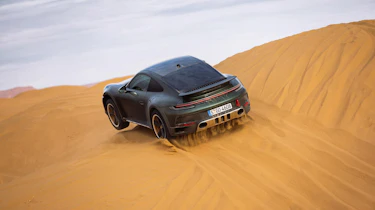 Porsche 911 Dakar – rear