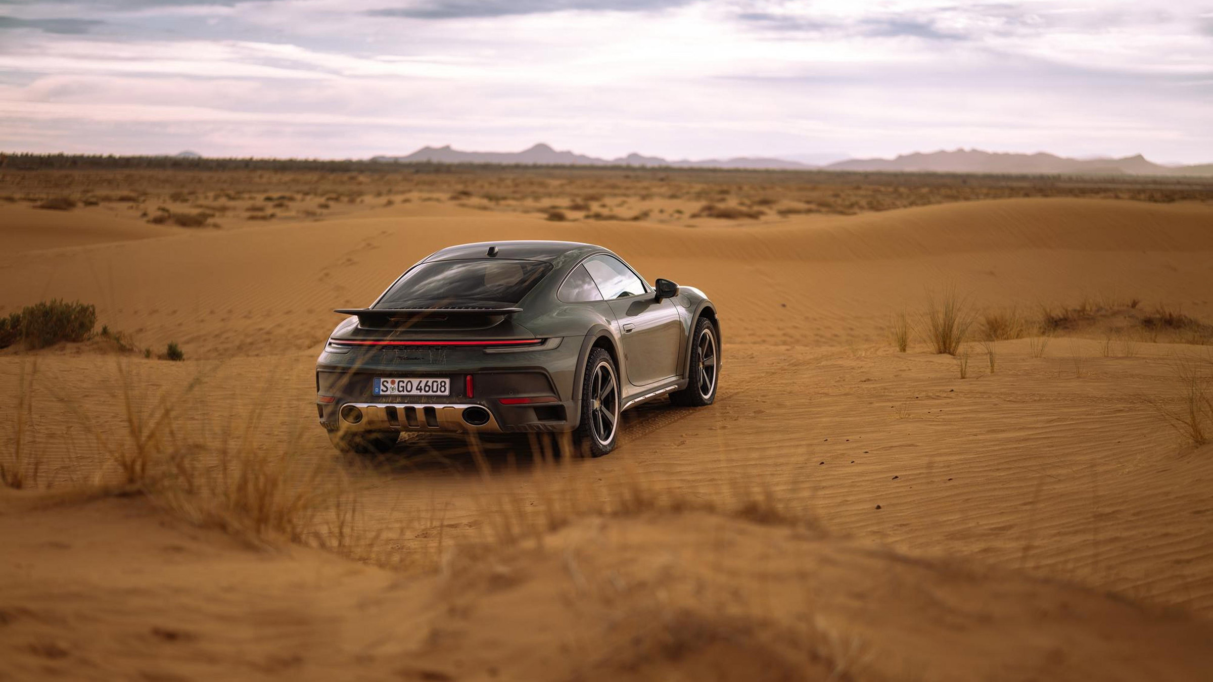 Porsche 911 Dakar – rear
