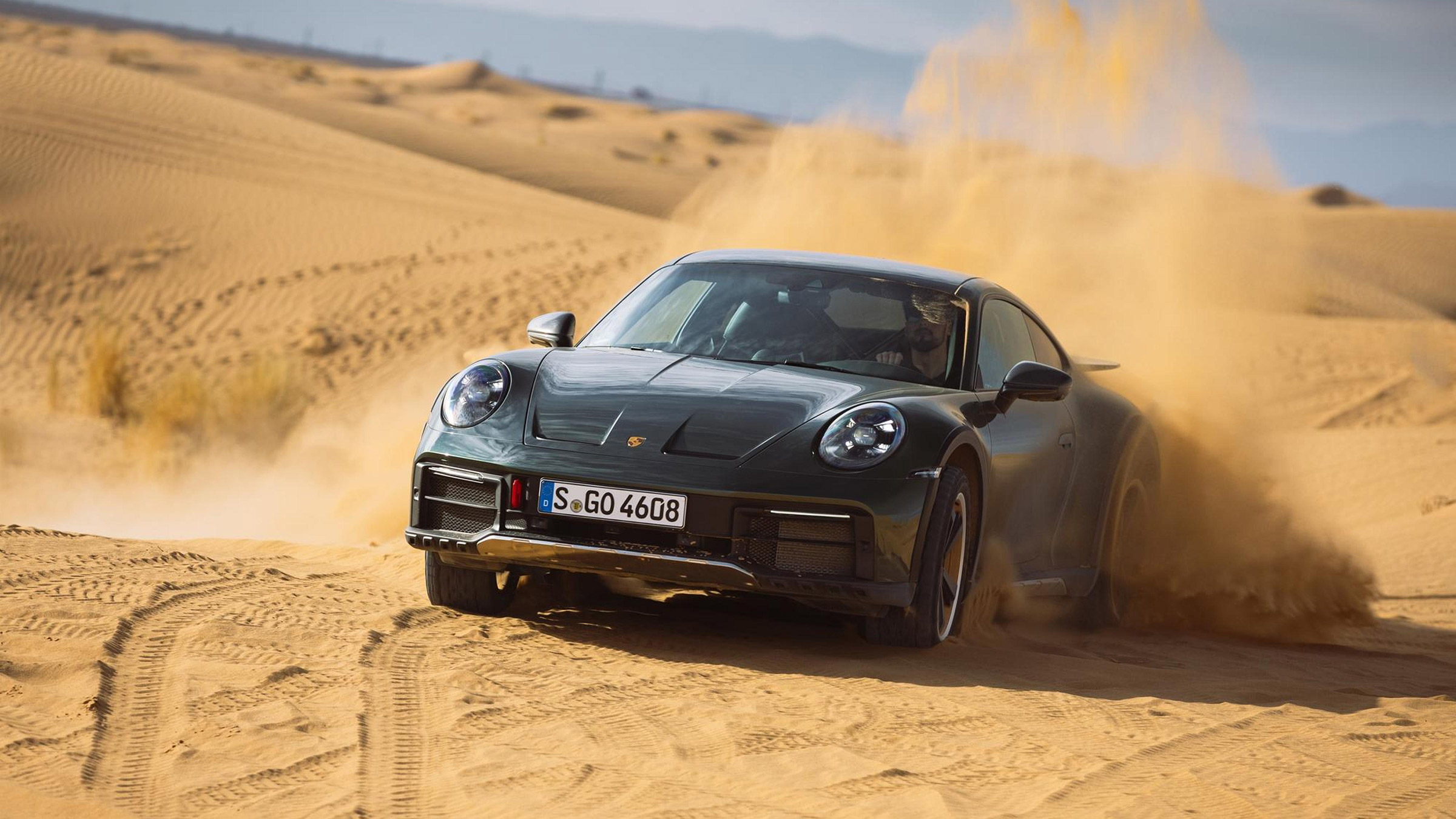 Porsche 911 Dakar – front