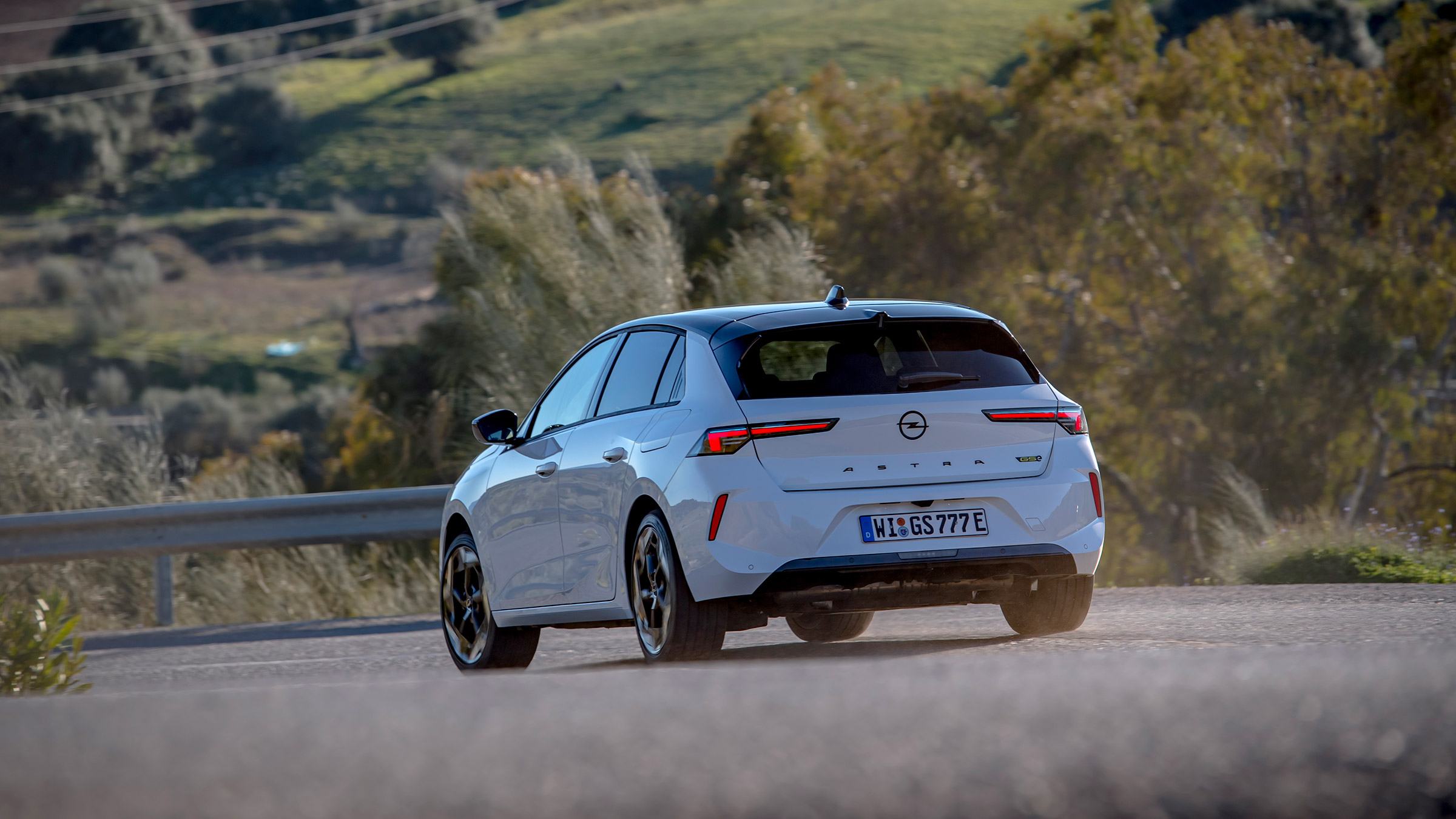 Vauxhall Astra GSe – rear cornering