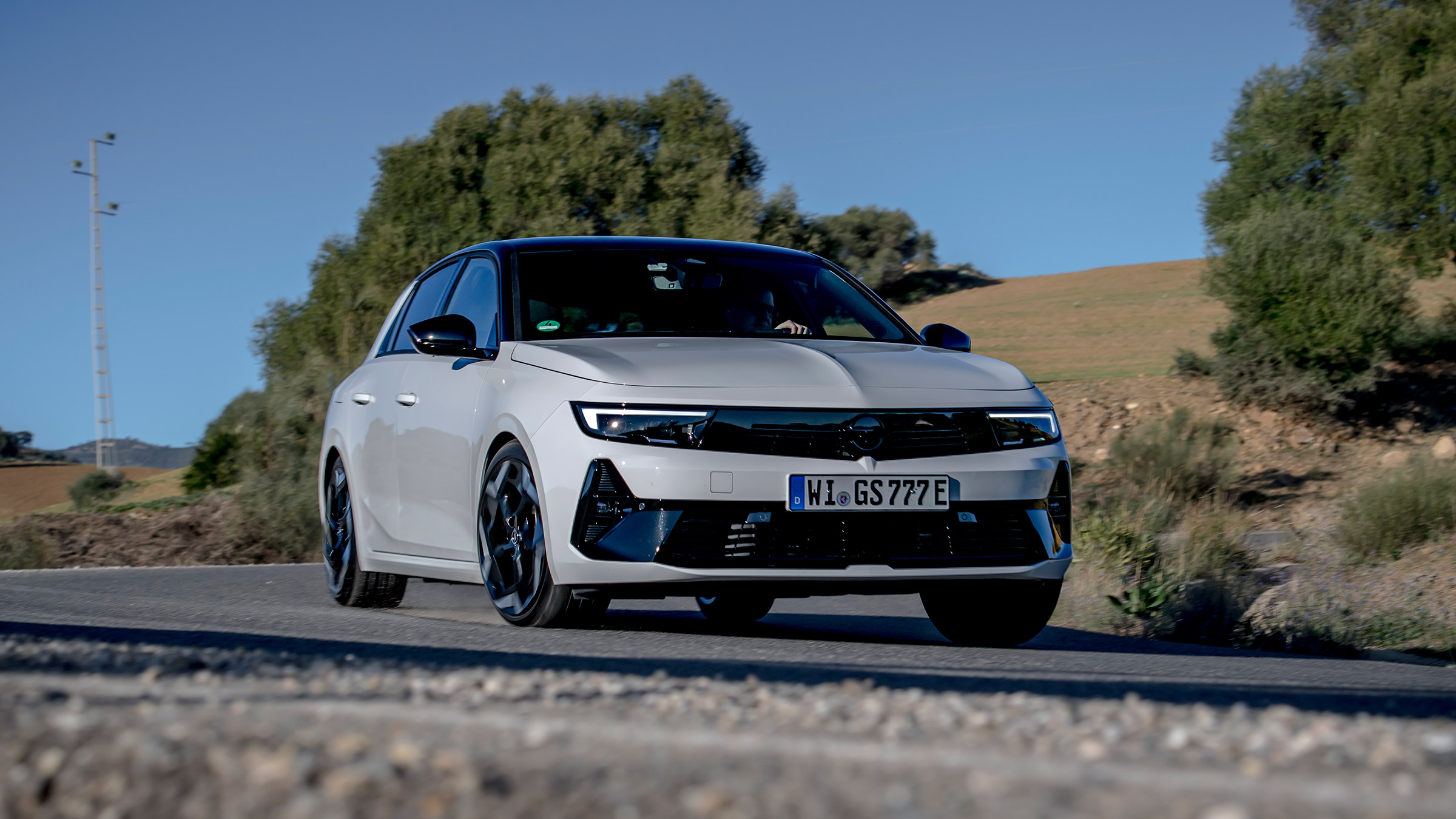 Vauxhall Astra GSe – cornering