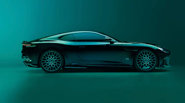 Aston Martin DBS770 – side