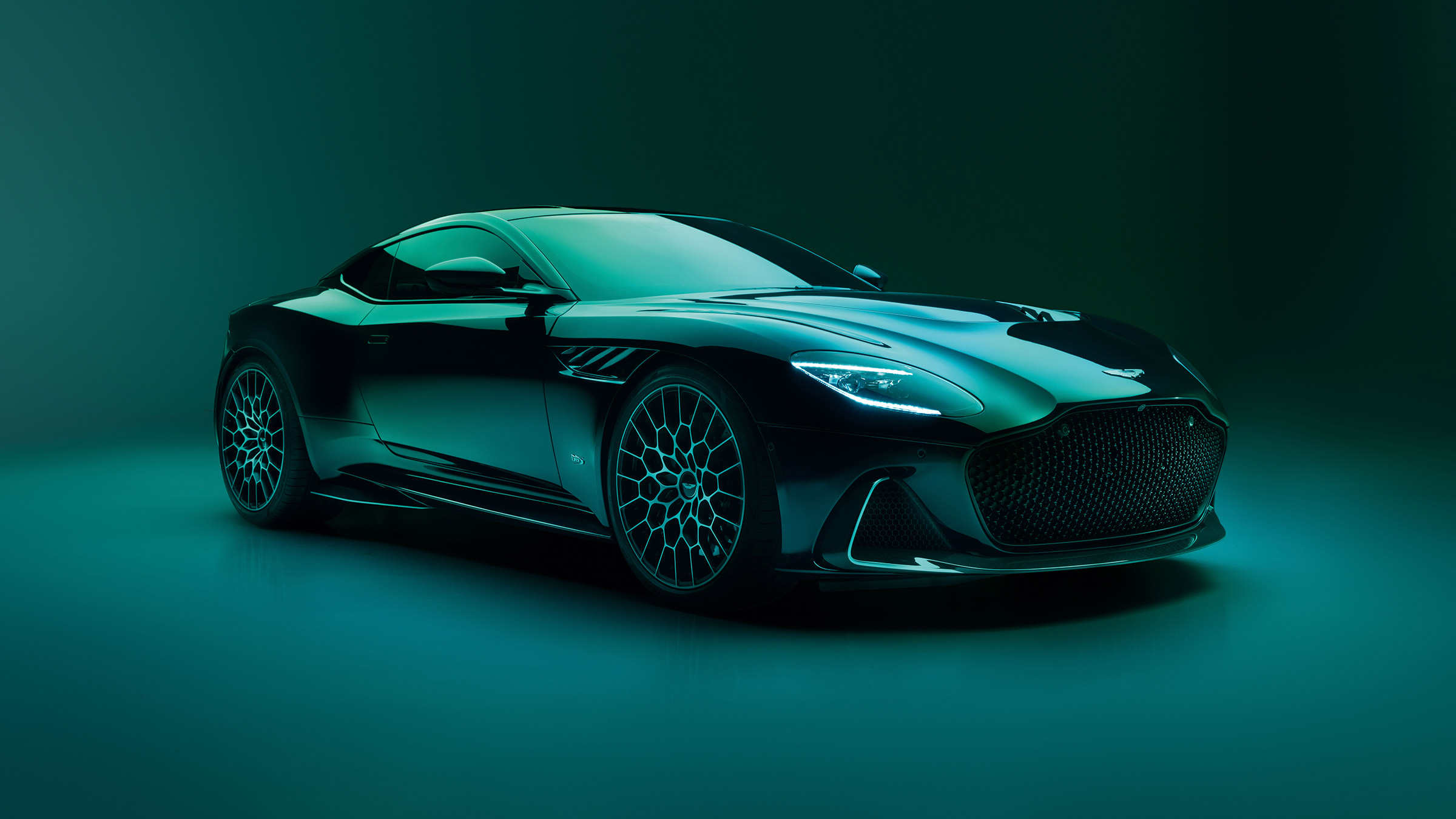 Aston Martin DBS770 – front quarter
