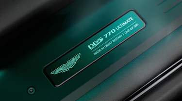 Aston Martin DBS770 – plate