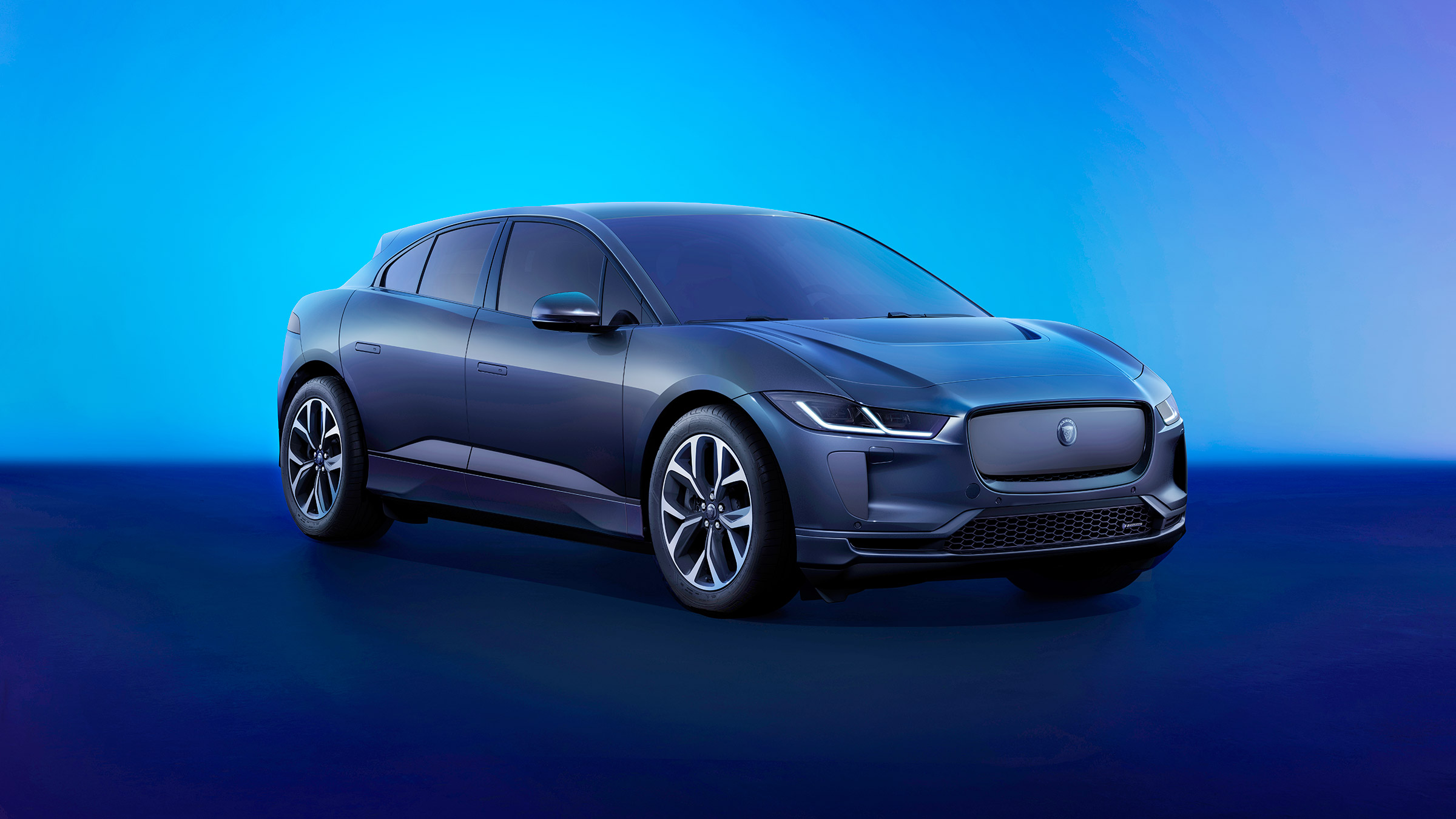 Jaguar I Pace 400 Sport – front quarter