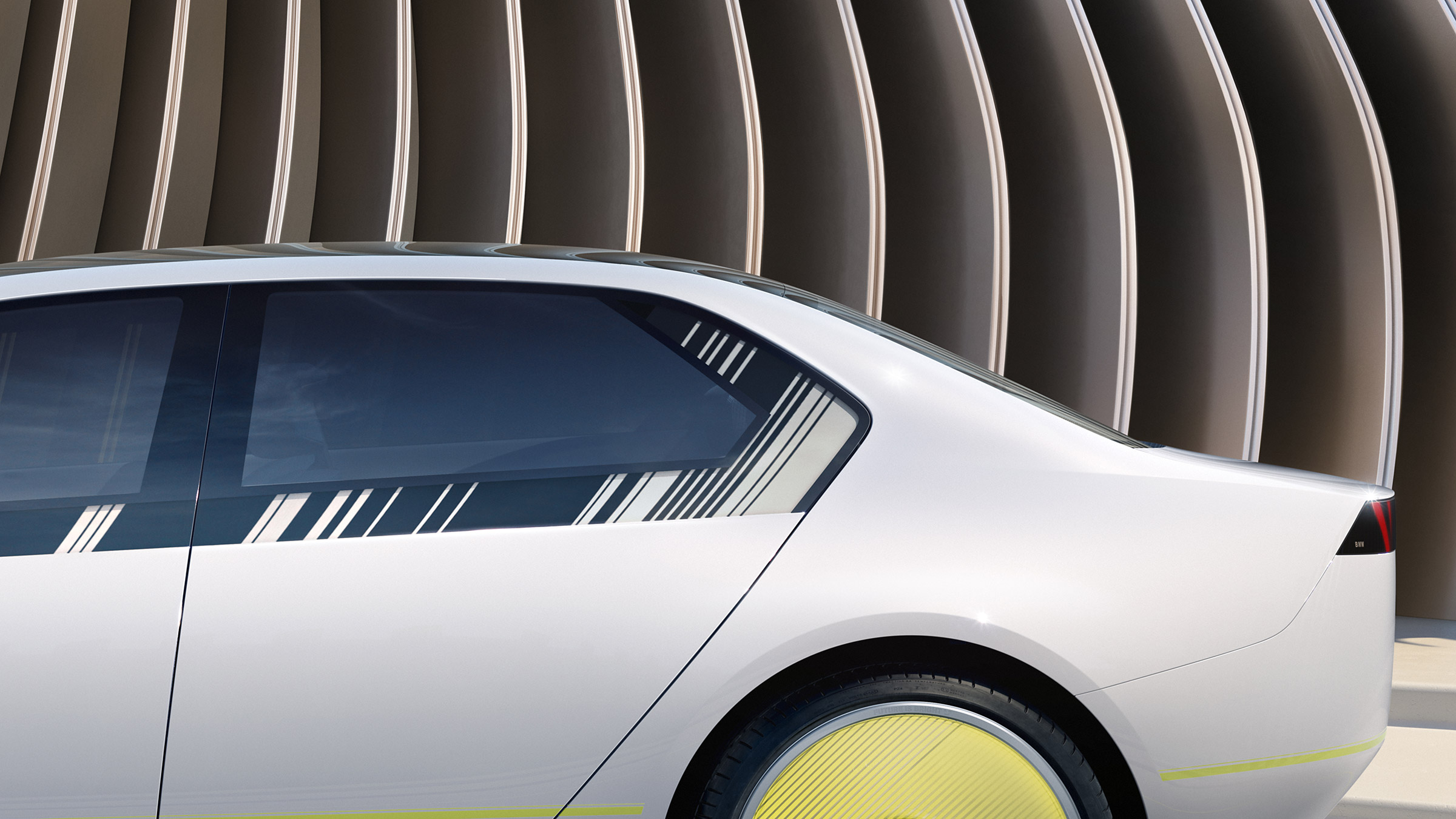 BMW iVision Dee – rear