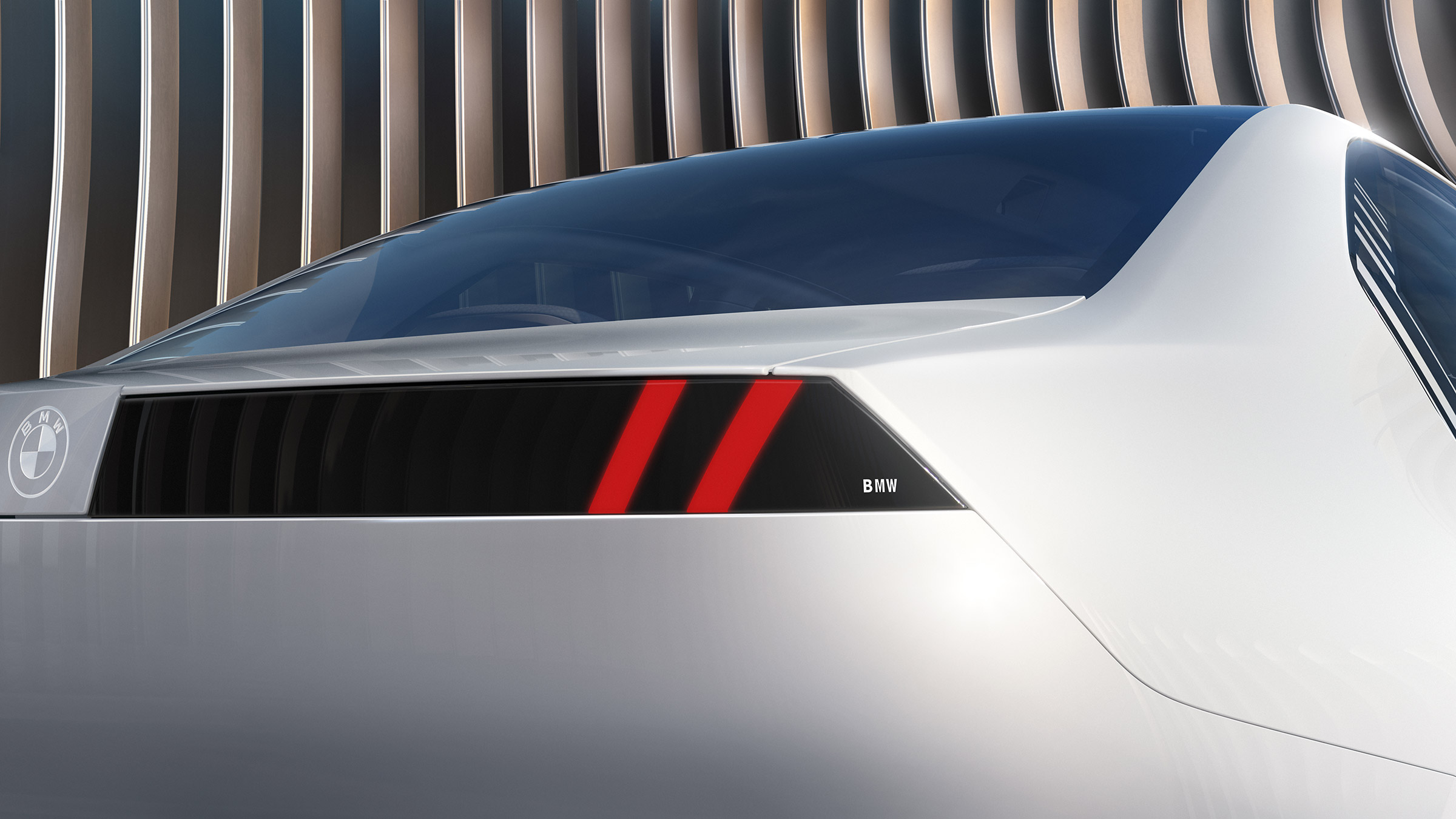 BMW iVision Dee – rear quarter