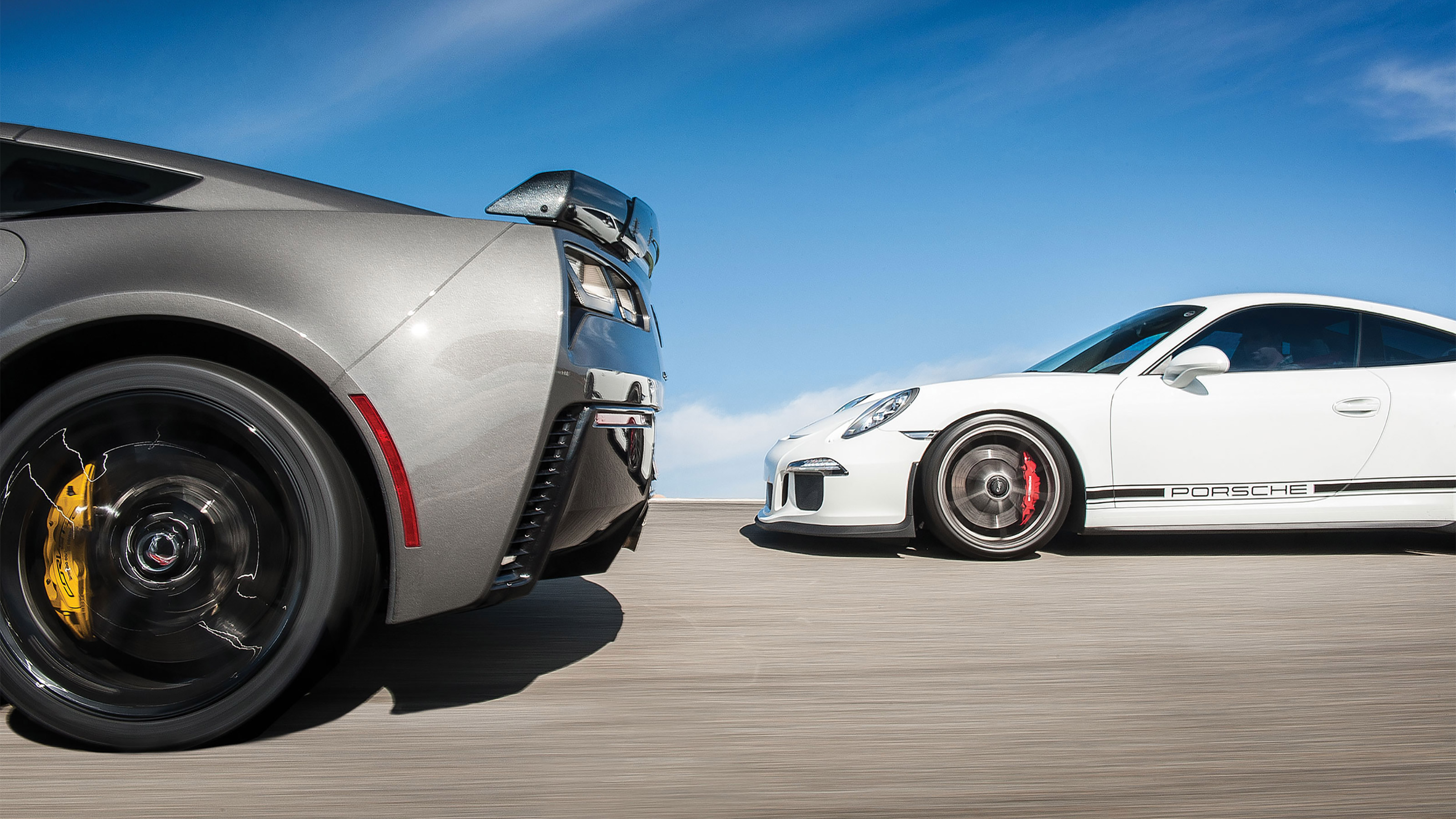 Porsche 911 GT3 and Corvette Z06