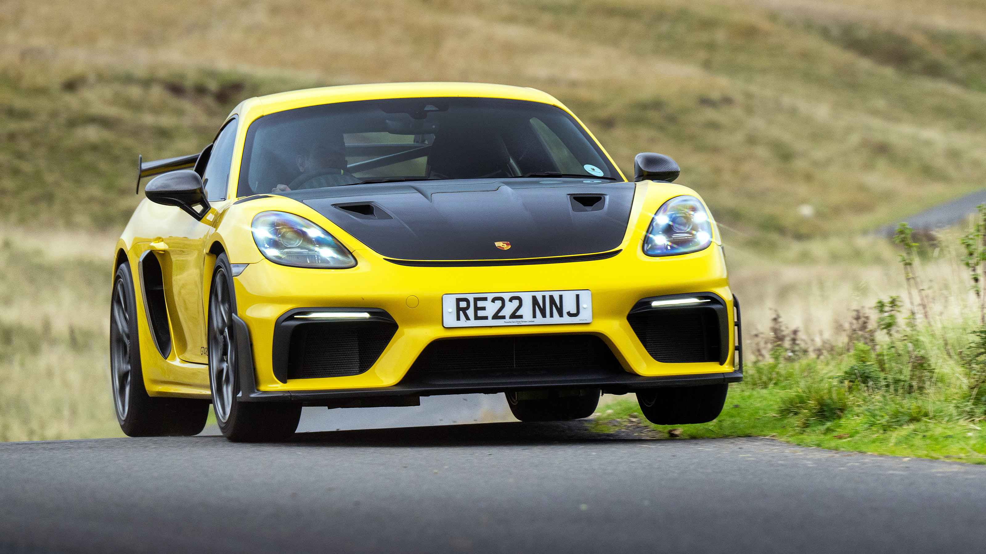 Porsche Cayman GT4 RS