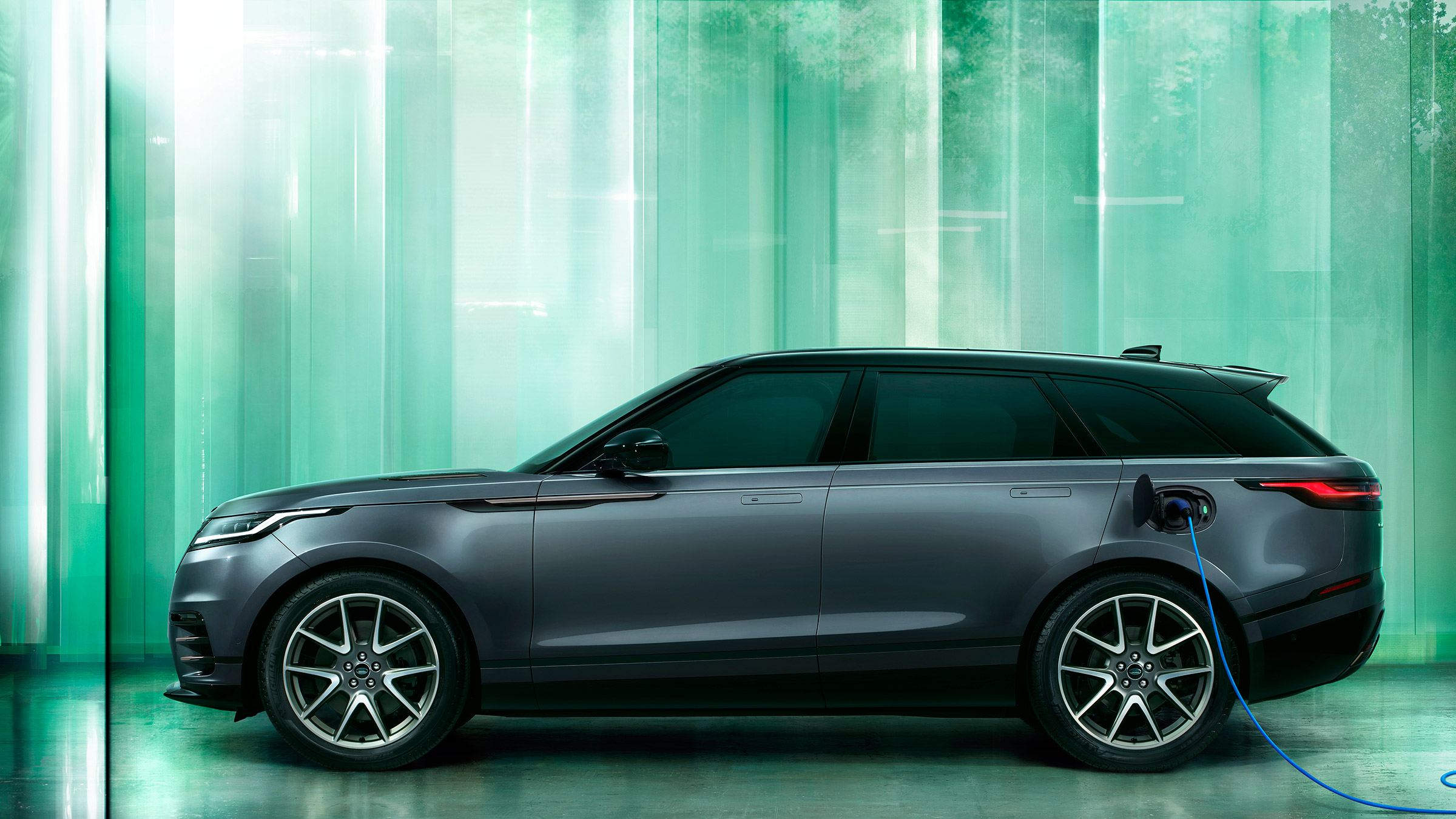 Land Rover Velar MY24 – side