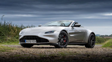 Aston Martin Vantage Roadster – nose