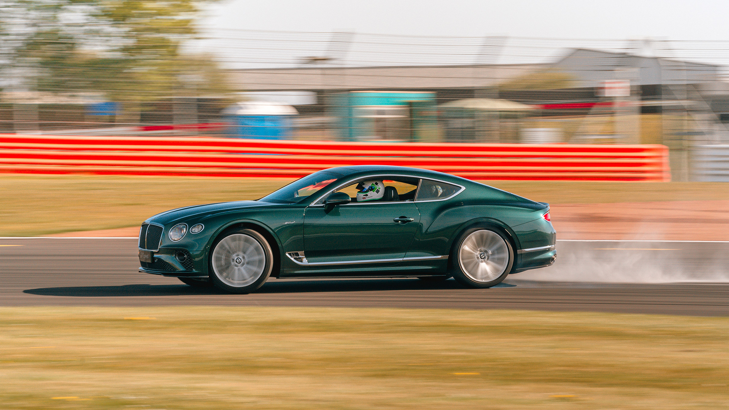 Bentley Continental GT – action