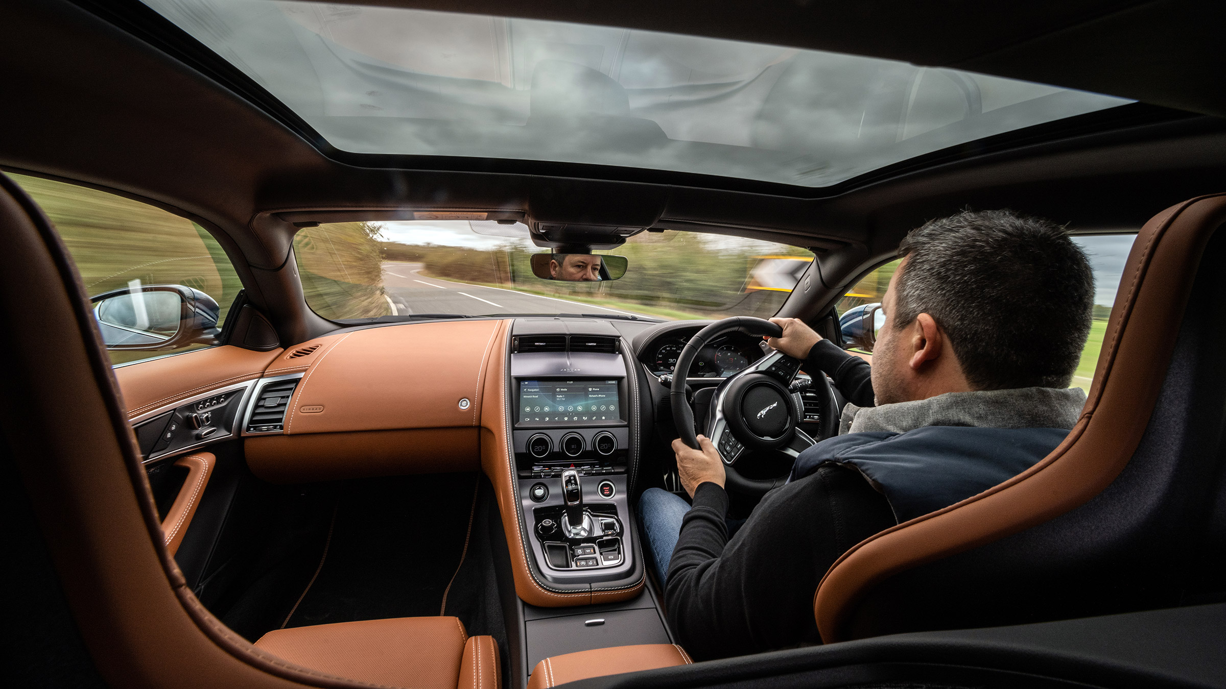 Jaguar F-type P450 FF – driving