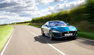 Jaguar F-type P450 FF – front tracking