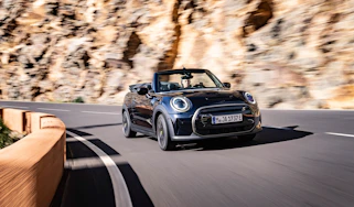 Mini Cooper S E Convertible – nose
