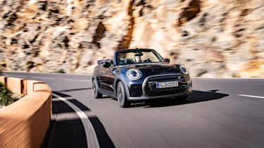Mini Cooper S E Convertible – nose