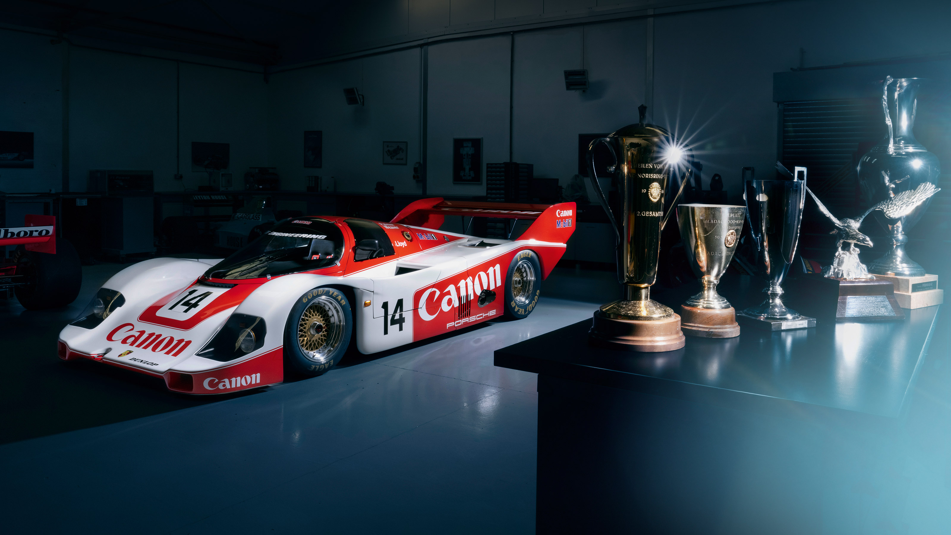 Porsche 956