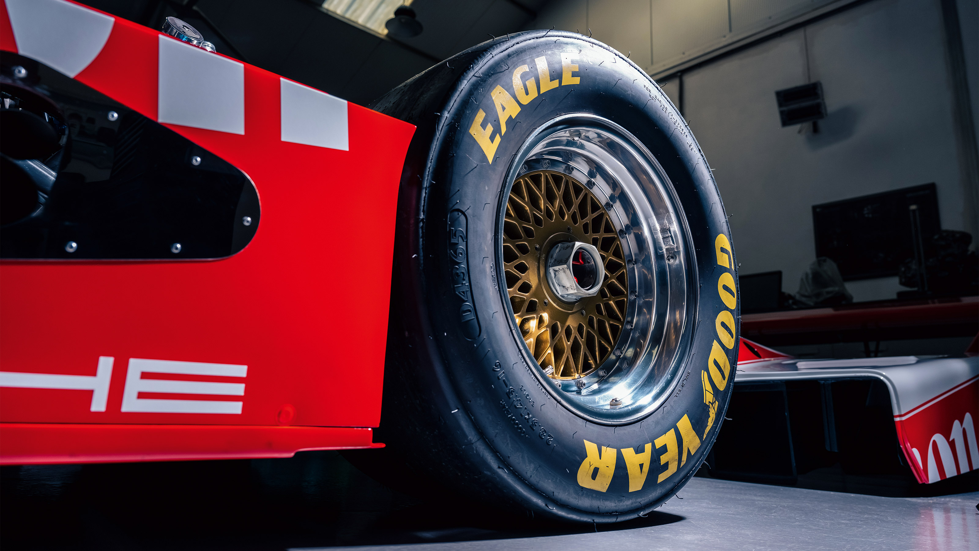 Porsche 956