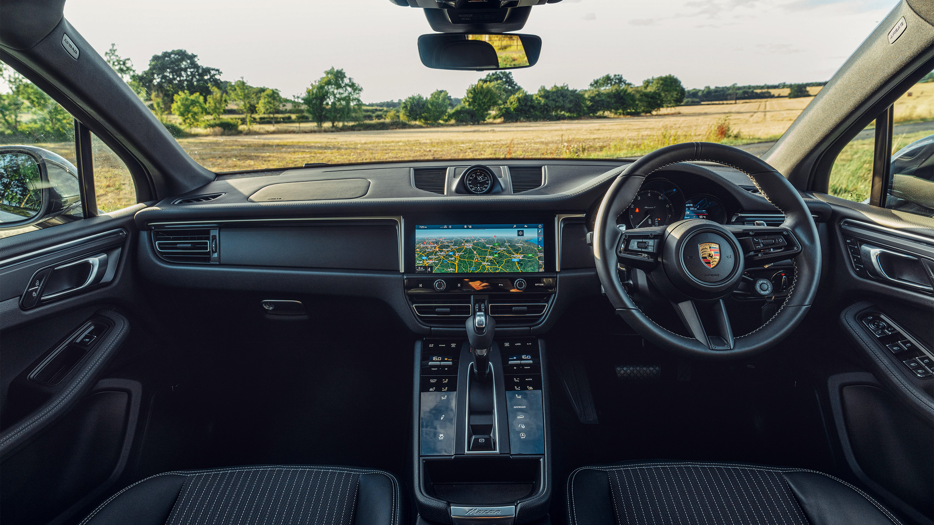 Porsche Macan T