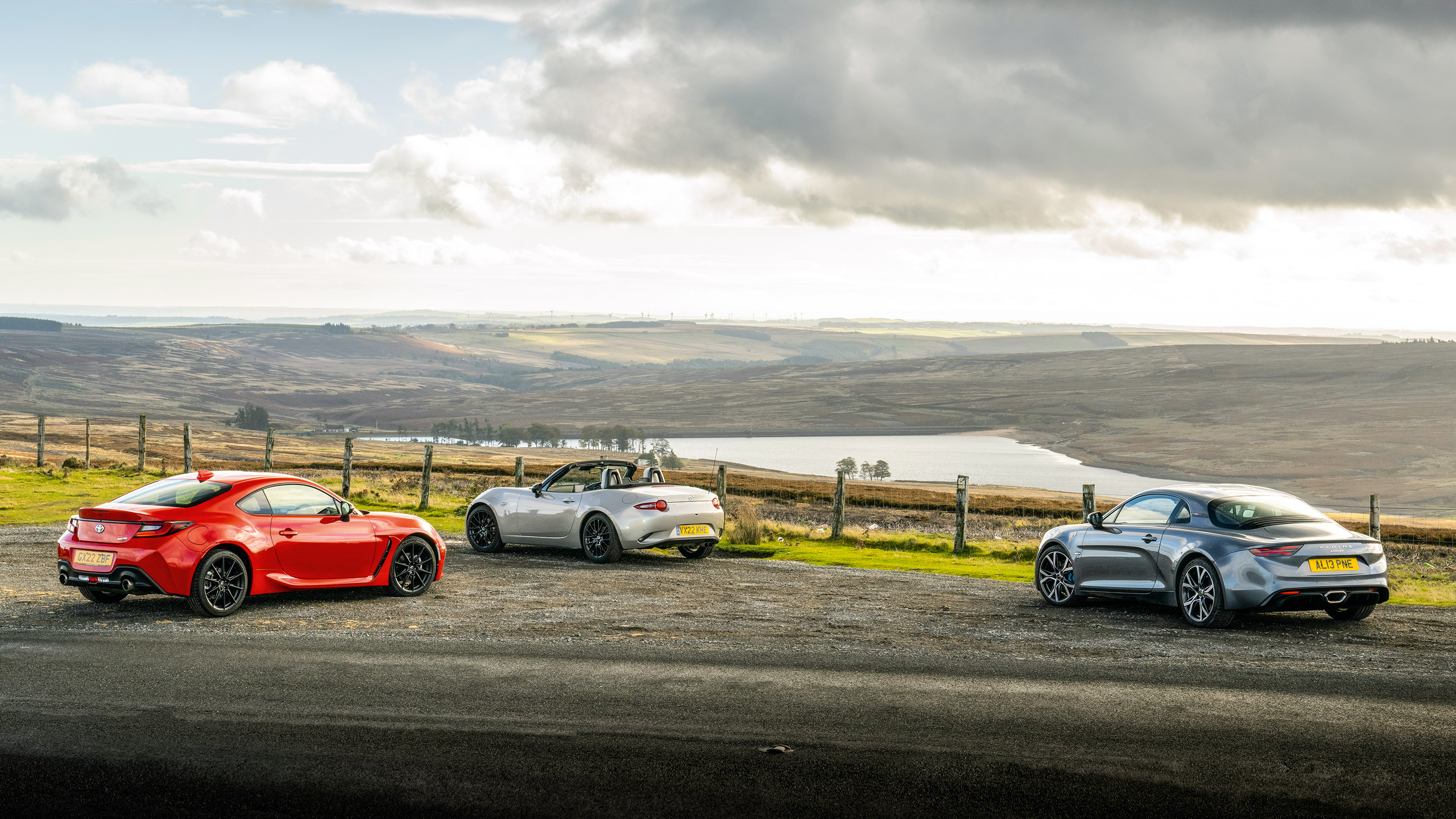 Toyota GR86 v Mazda MX-5 v Alpine A110 GT