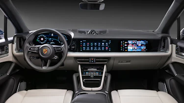 2023 Porsche Cayenne interior
