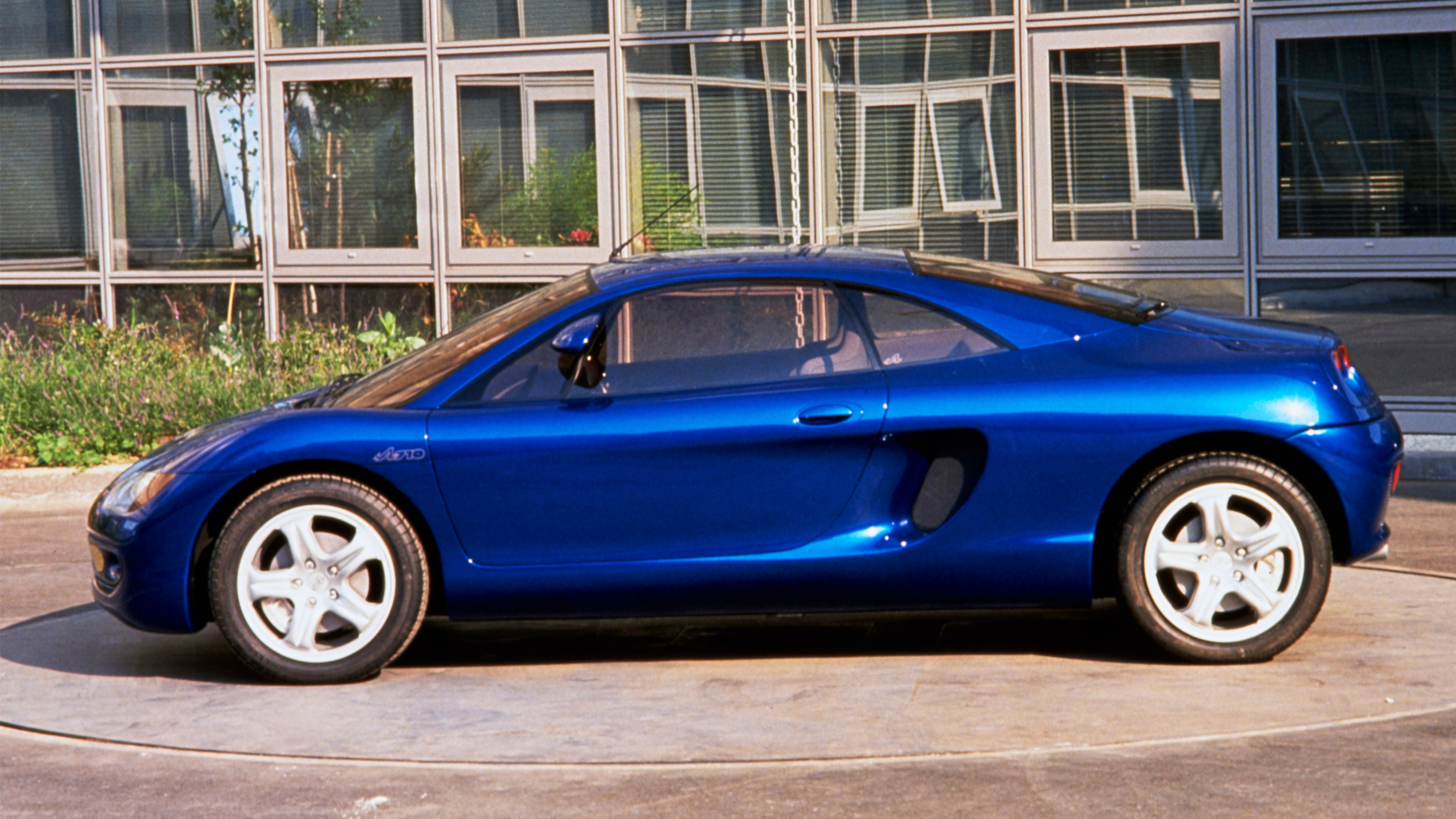  Alpine A710