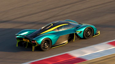 Aston Martin Valkyrie - pan