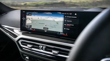 BMW M340i xDrive Touring - interior