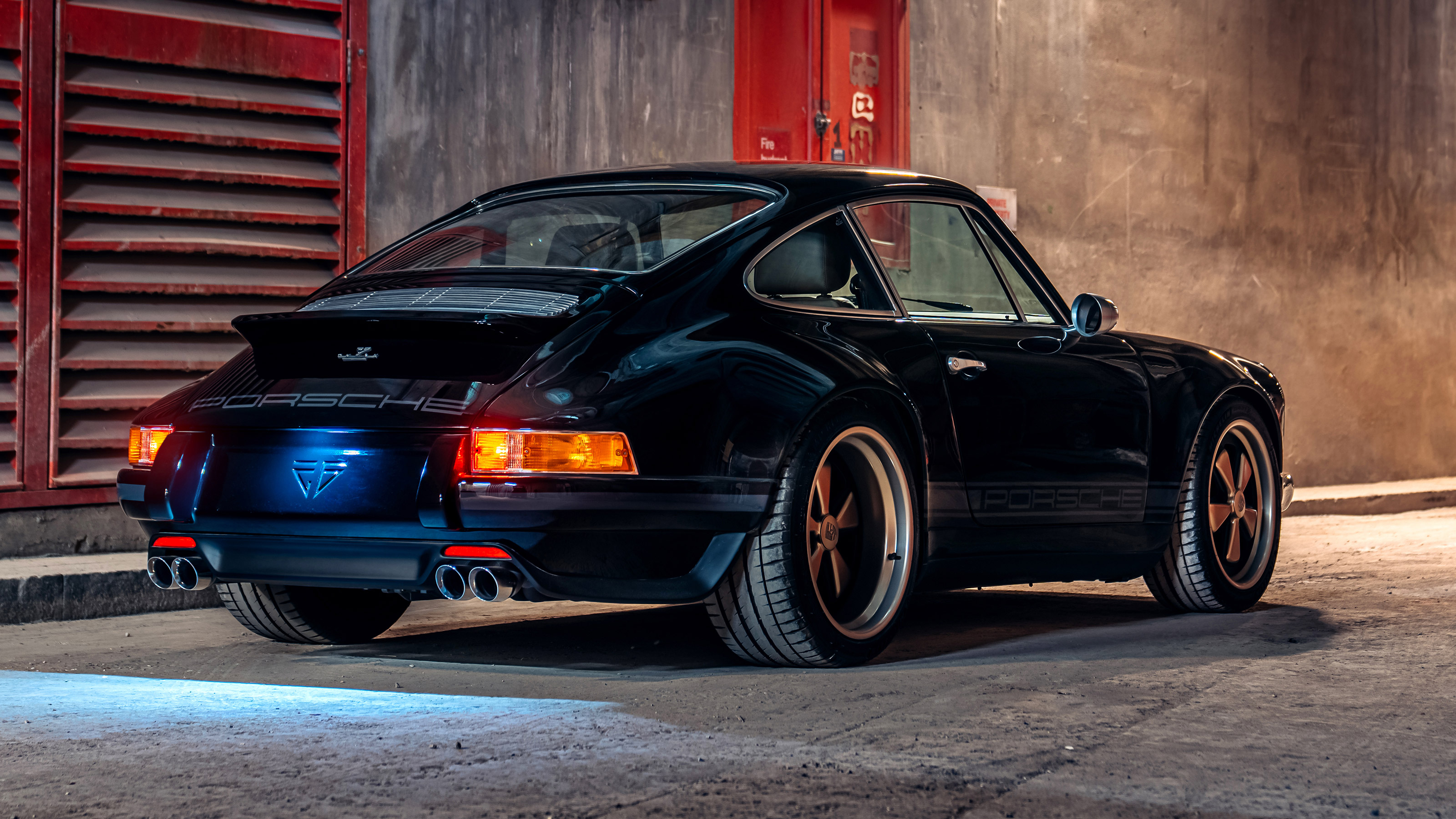 Theon Design 964 Porsche 911 ITA001