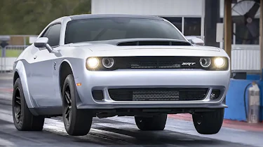 Dodge Challenger SRT Demon 170 - wheelie