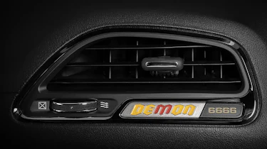 Dodge Challenger SRT Demon 170 - interior badge