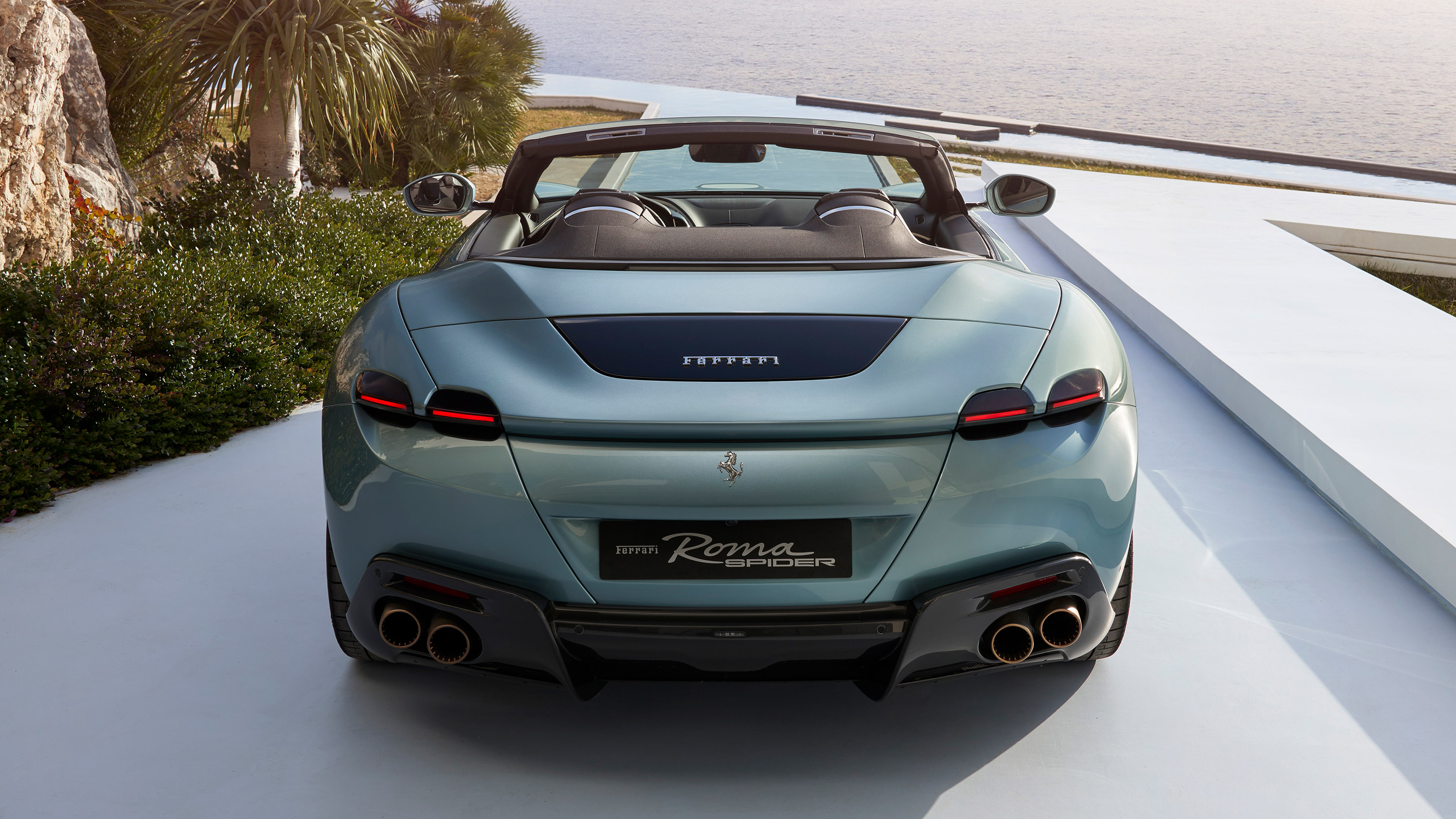 Ferrari Roma Spider