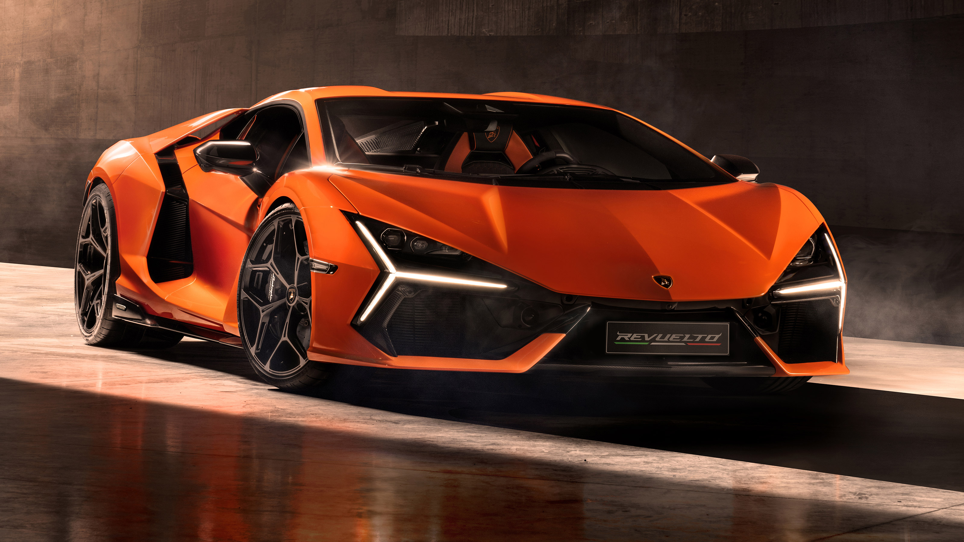 Lamborghini Revuelto