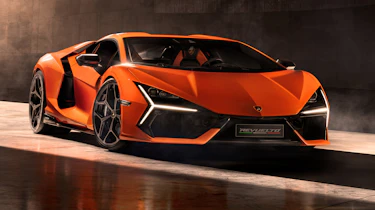 Lamborghini Revuelto