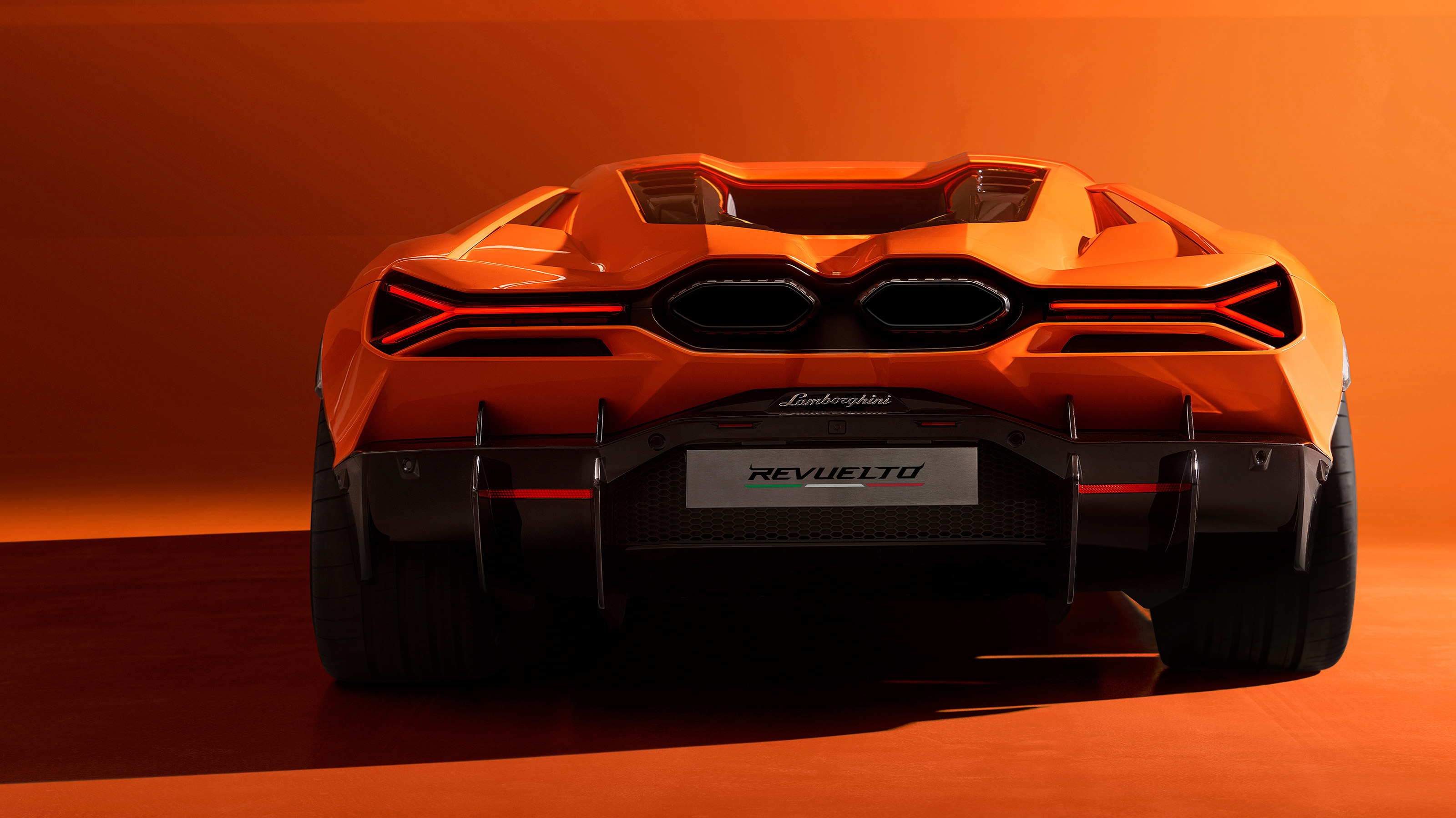 Lamborghini Revuelto