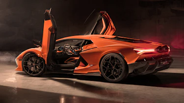 Lamborghini Revuelto