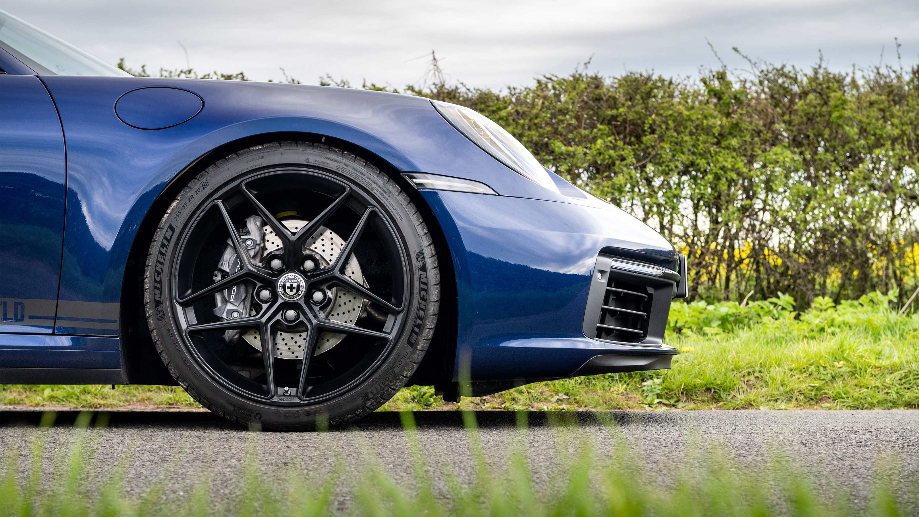 Litchfield Porsche 911 Carrera 4 992