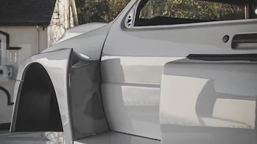 MST Metro 6R4 - wheel arches